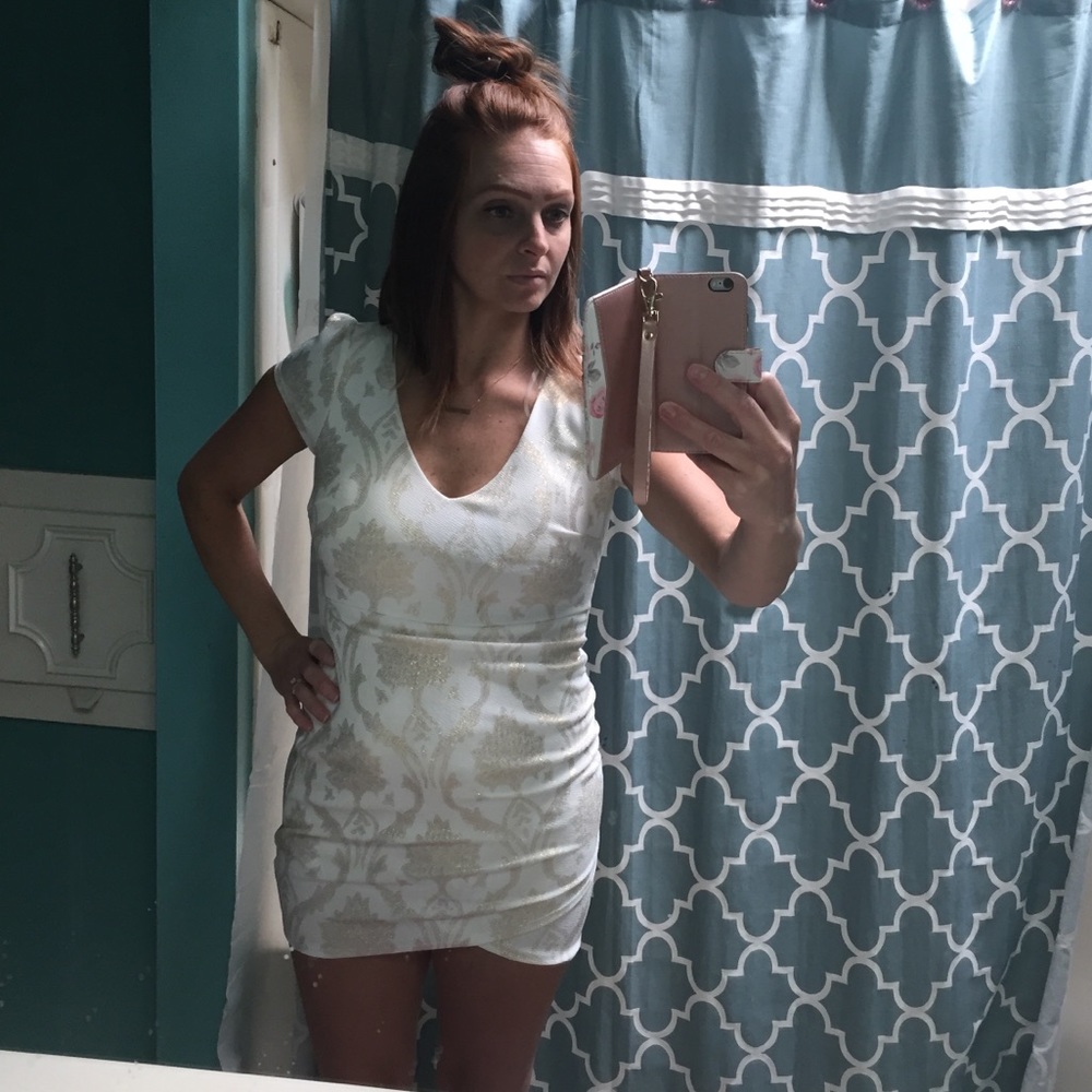 Dress! - Picture 3 of 3
